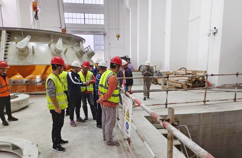 虎渡溪項目部開展國慶節前安全檢查