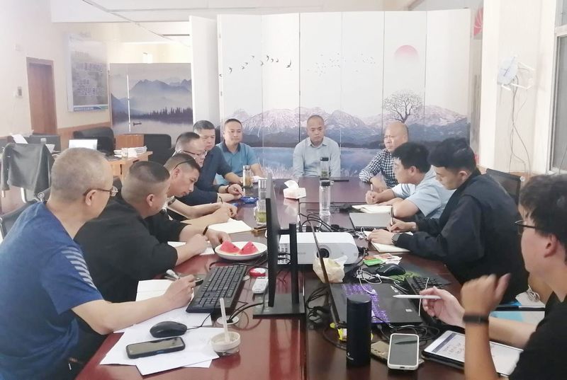 公司副總經理茍仕聰、鄒世界一行赴向家壩灌區北總一期二步工程項目調研指導工作